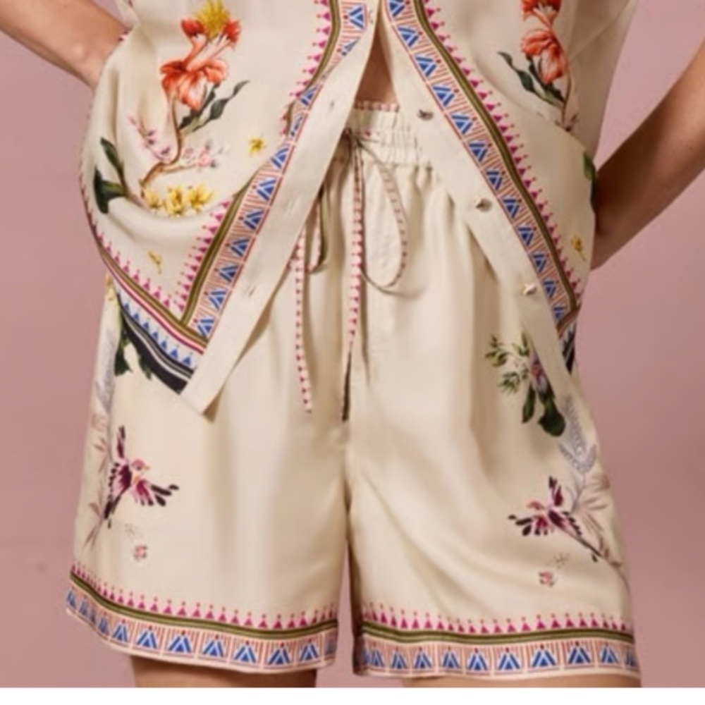 johnny was jade mayvis pull on shorts silk blend floral bird motif